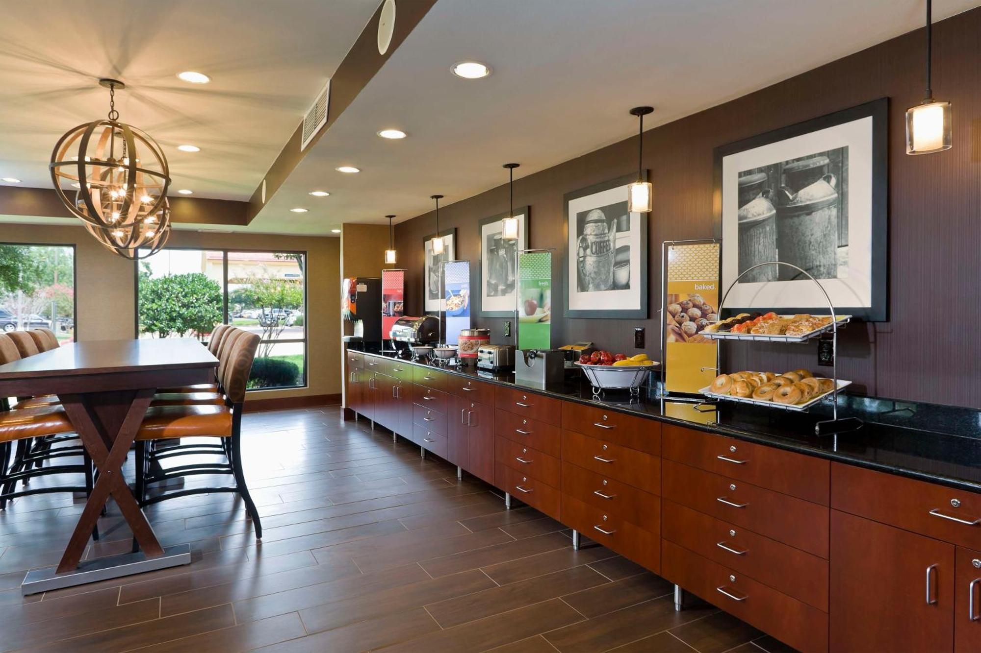 Hampton Inn Houston Stafford Exteriör bild